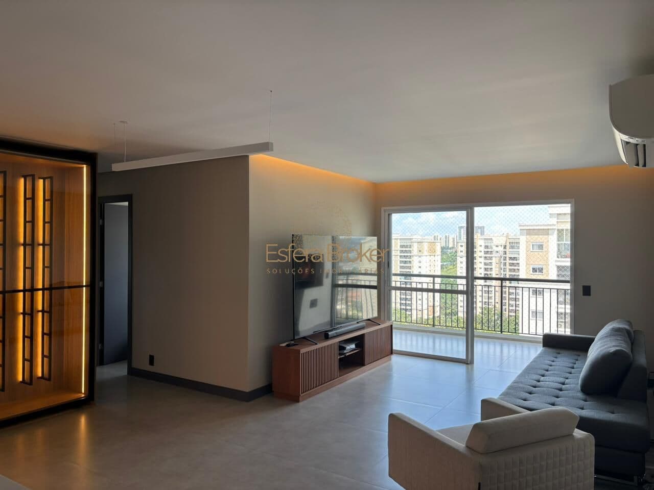 Apartamento disponível para venda no bairro Alphaville - Santana de Parnaíba/SP