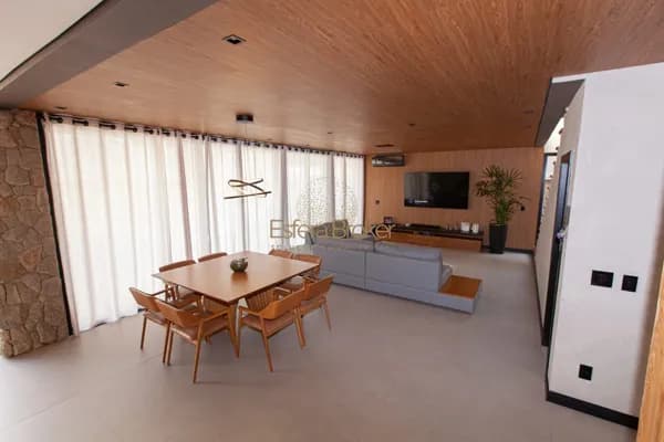 CASA MOBILIADA disponível para venda no bairro Tamboré - Santana de Parnaíba/SP