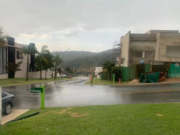 Terreno disponível para venda no bairro Alphaville - Santana de Parnaíba/SP