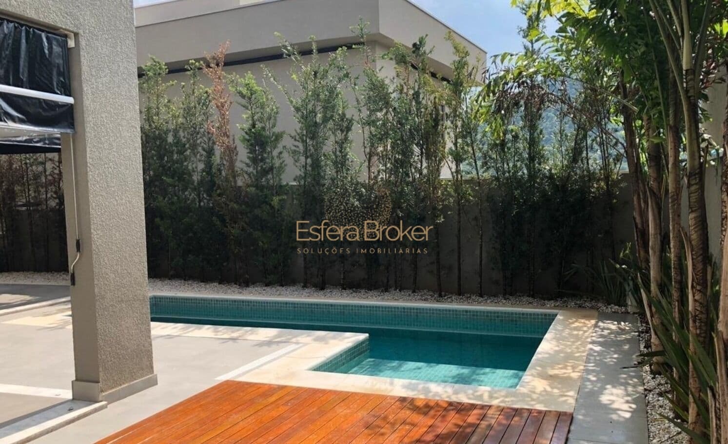 Casa disponível para venda no bairro Tamboré - Santana de Parnaíba/SP