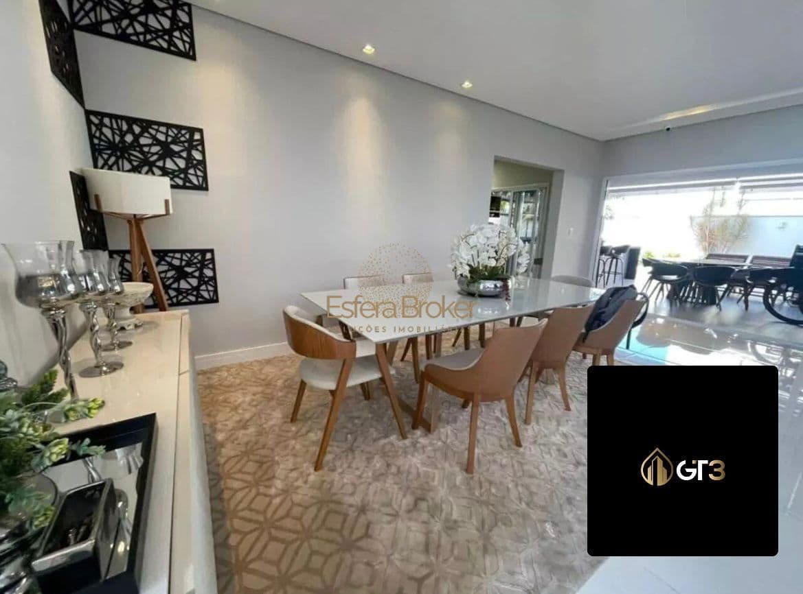 Casa disponível para venda no bairro Jardim do Golfe - São José dos Campos/SP