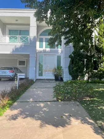 Casa à venda disponível no bairro Tamboré - Barueri/SP