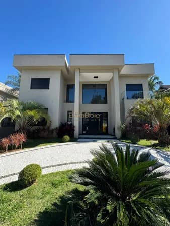 CASA MOBILIADA disponível para venda no bairro Tamboré - Santana de Parnaíba/SP