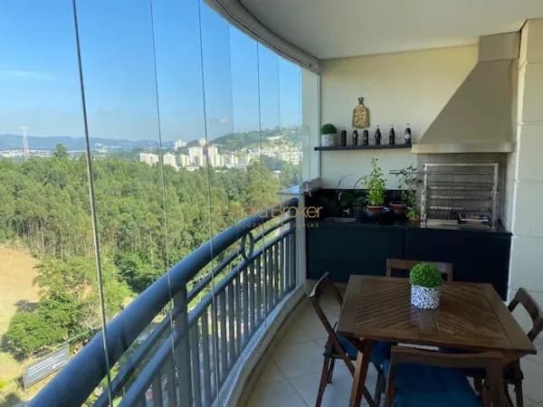 APARTAMENTO MOBILIADO disponível para venda no bairro Tamboré - Santana de Parnaíba/SP