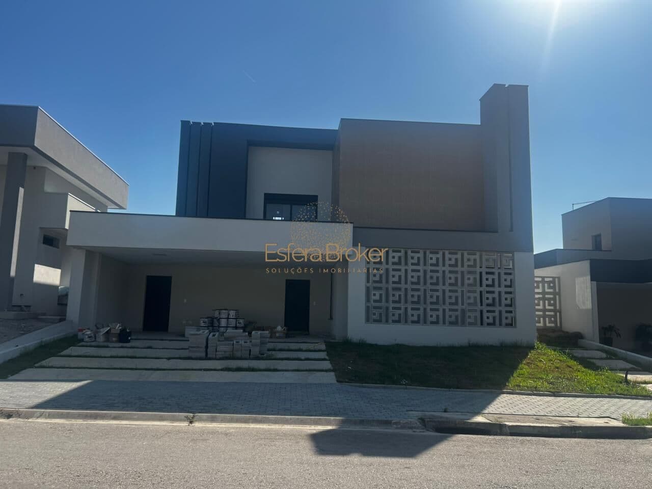 Casa disponível para venda no bairro Condomínio Residencial Mont Blanc - São José dos Campos/SP