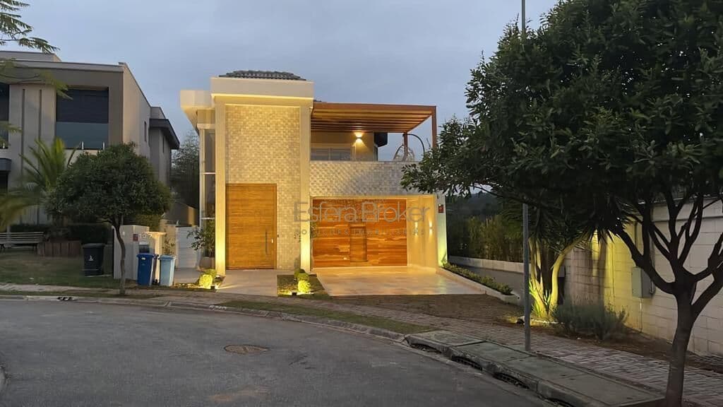 Casa disponível para locação em Alphaville, Santana de Parnaíba, SP