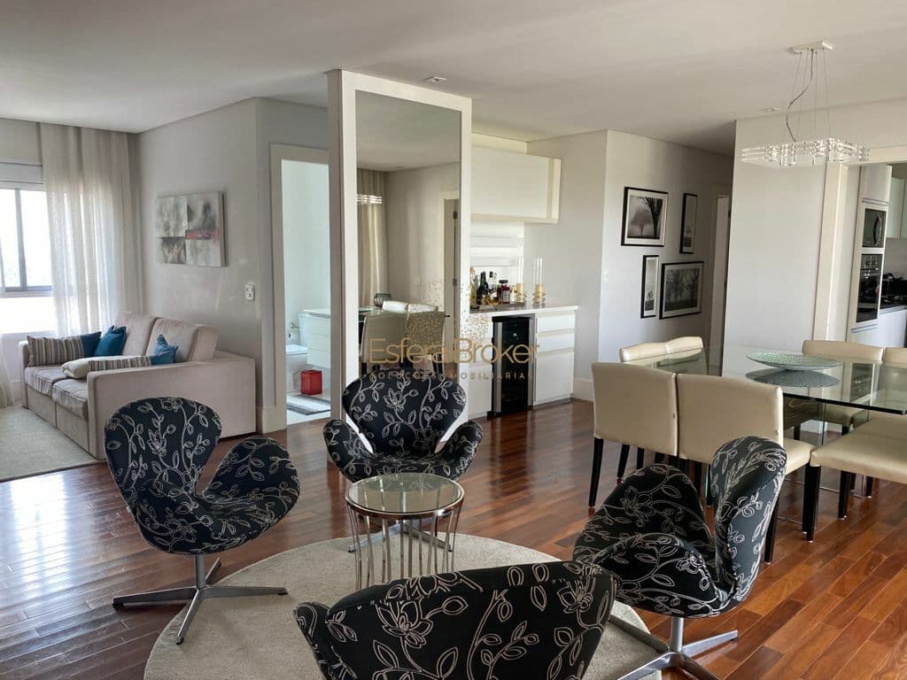 Apartamento de alto padrão em Alphaville, Barueri, SP