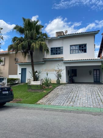 Casa disponível para locação no bairro Alphaville - Santana de Parnaíba/SP