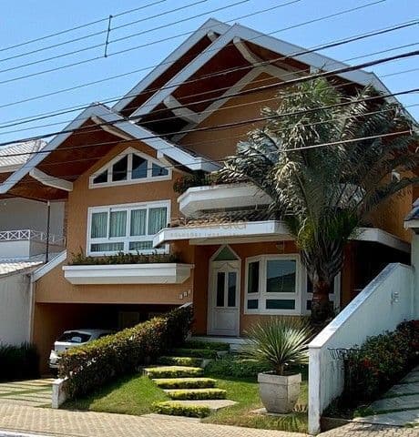 CASA MOBILIADA disponível para venda no bairro Sunset Park - São José dos Campos/SP