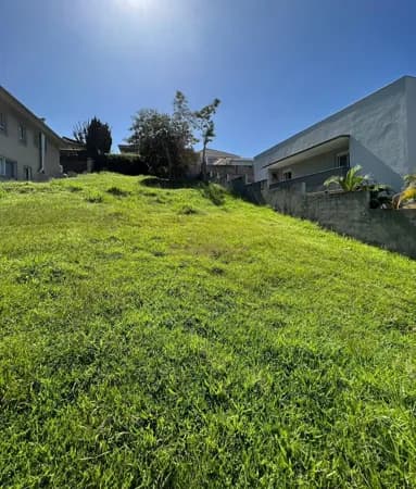 Terreno disponível para venda no bairro Tamboré - Santana de Parnaíba/SP