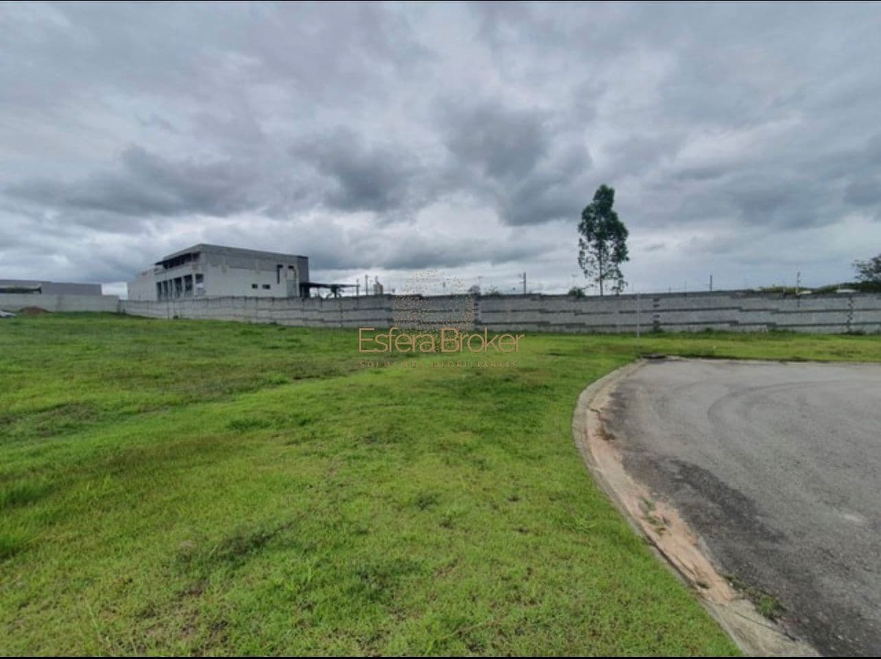 Terreno disponível para venda no bairro Urbanova - São José dos Campos/SP