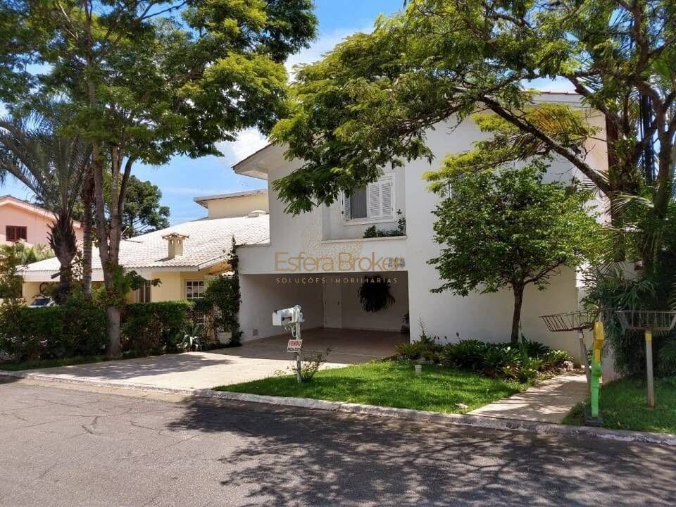 CASA MOBILIADA disponível para venda no bairro Tamboré - Santana de Parnaíba/SP