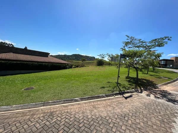 Terreno à venda disponível no bairro Tamboré - Santana de Parnaíba/SP