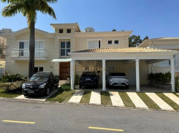 Casa disponível para venda no bairro Tamboré - Santana de Parnaíba/SP