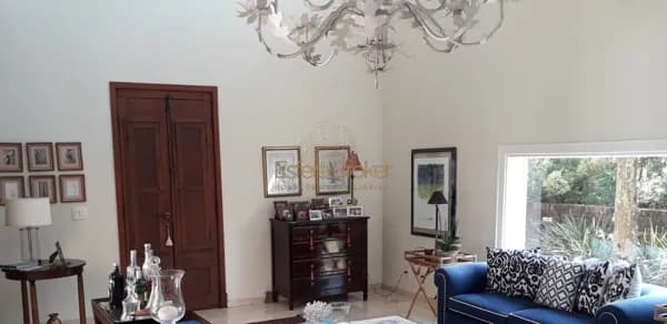 CASA MOBILIADA disponível para venda no bairro Alphaville - Santana de Parnaíba/SP