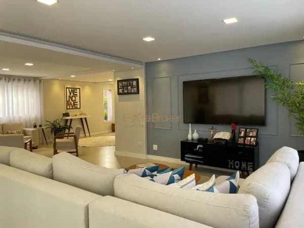 Casa disponível para venda - Santana de Parnaíba/SP
