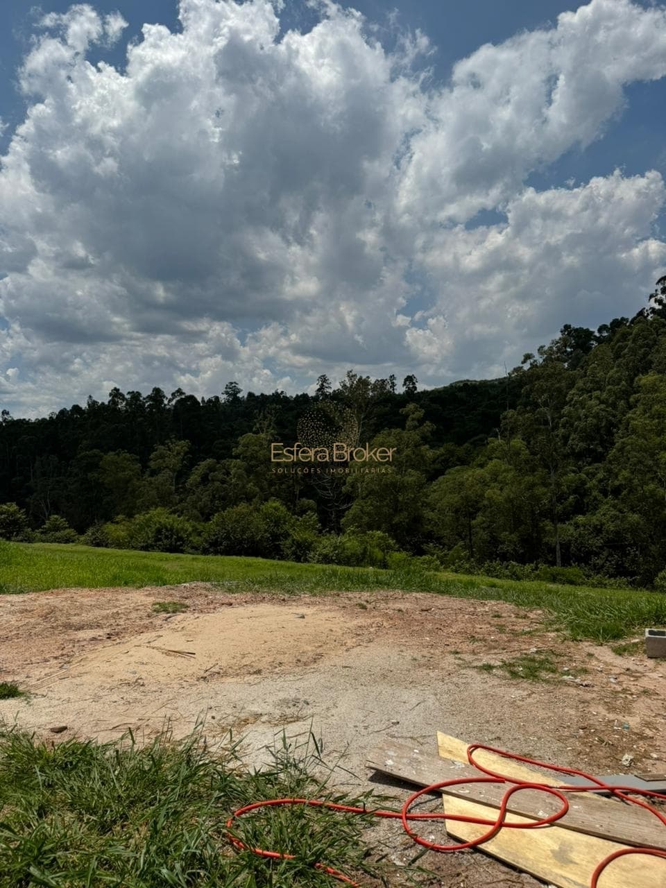Terreno disponível para venda no bairro Tamboré - Santana de Parnaíba/SP