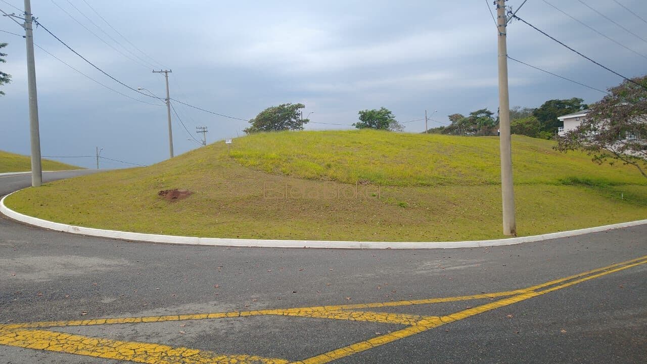 Terreno disponível para venda no bairro Centro - Paraibuna/SP