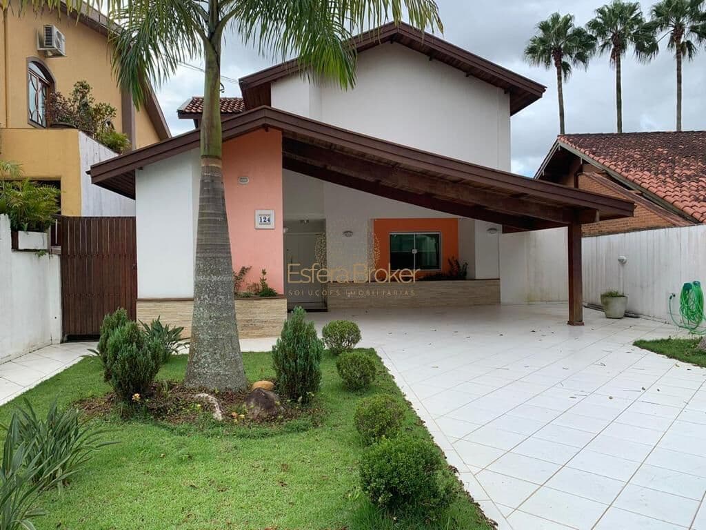 Casa disponível para venda em Alphaville, Santana de Parnaíba, SP
