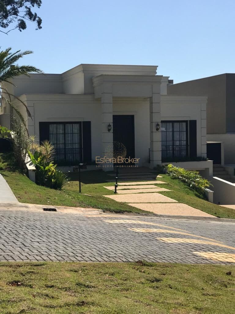 Casa disponível para venda no bairro Tamboré - Santana de Parnaíba/SP