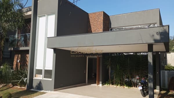 CASA SEMI-MOBILIADA disponível para venda no bairro Tamboré - Santana de Parnaíba/SP