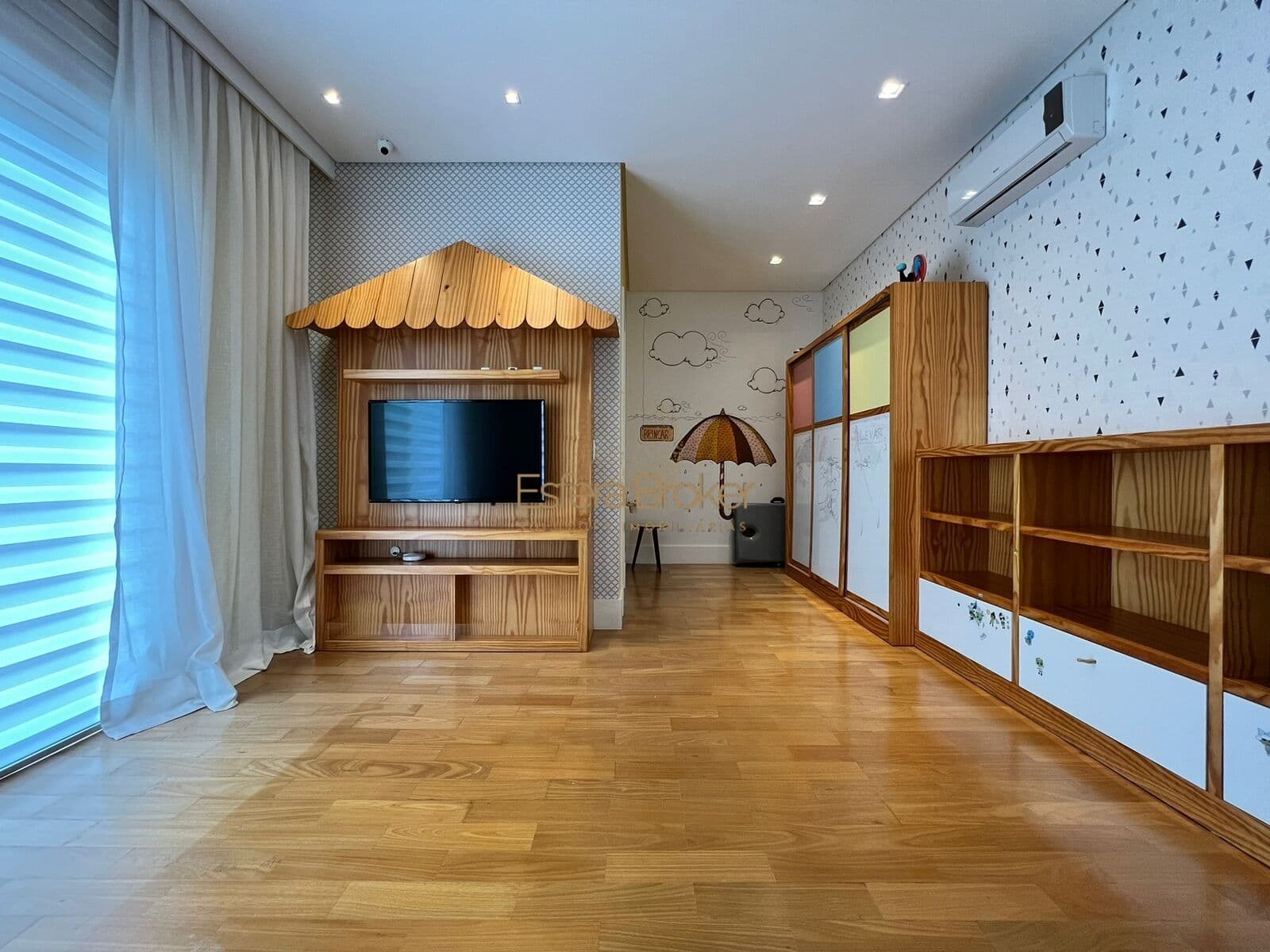 Casa disponível para venda no bairro Alphaville - Santana de Parnaíba/SP