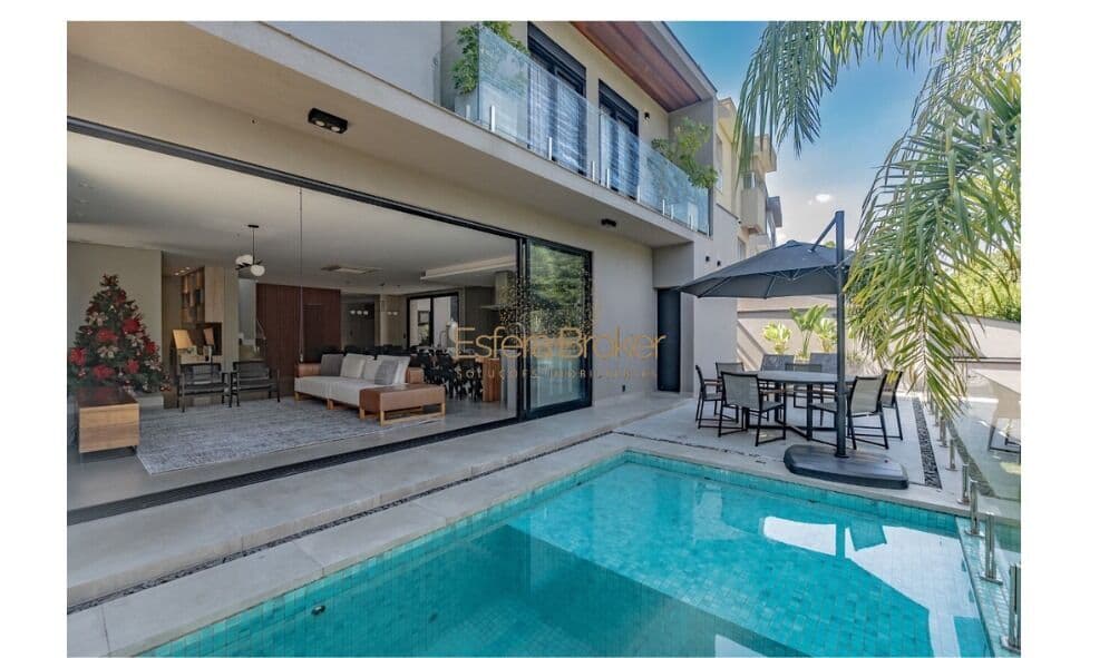 Casa disponível para venda no bairro Tamboré - Santana de Parnaíba/SP