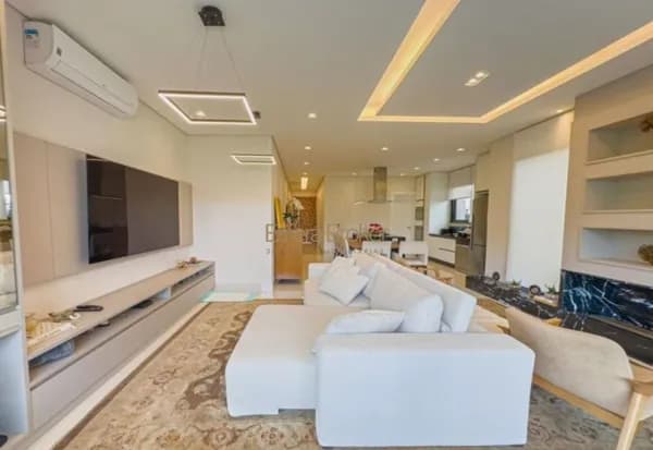 Casa disponível para venda no bairro Tamboré - Santana de Parnaíba/SP