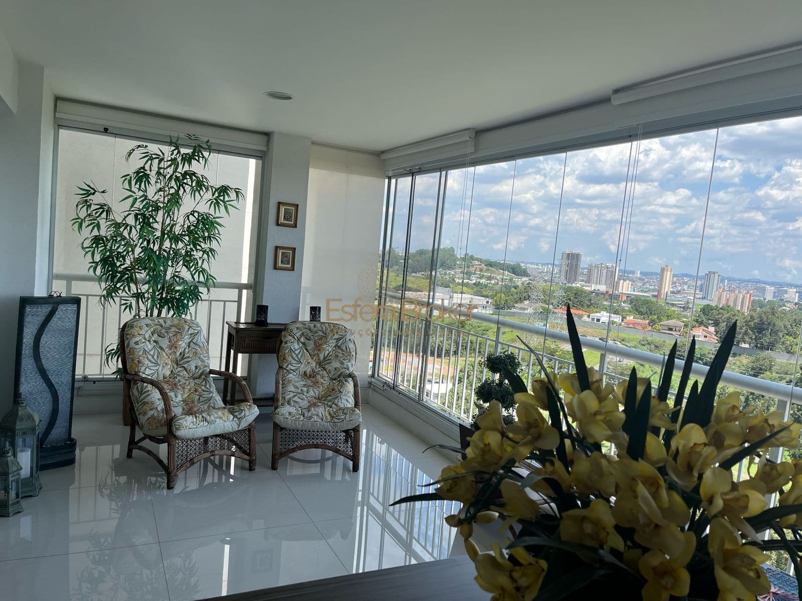 Apartamento disponível para venda no bairro Centro - Santana de Parnaíba/SP