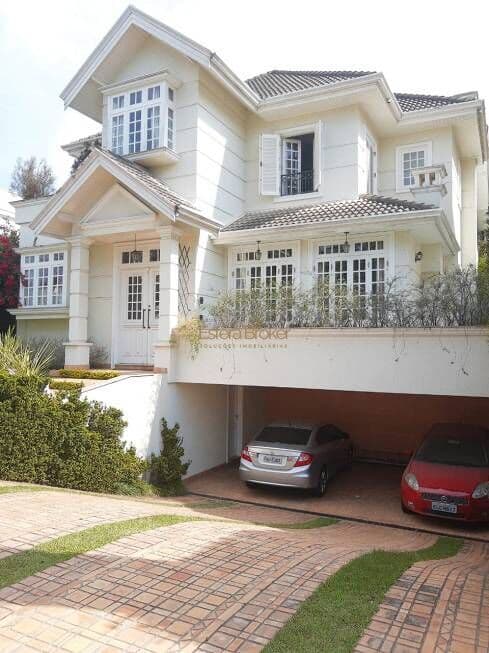 CASA MOBILIADA disponível para venda no bairro Alphaville Residencial Zero - Barueri/SP
