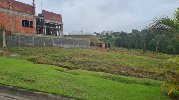 Terreno disponível para venda no bairro Tamboré - Santana de Parnaíba/SP