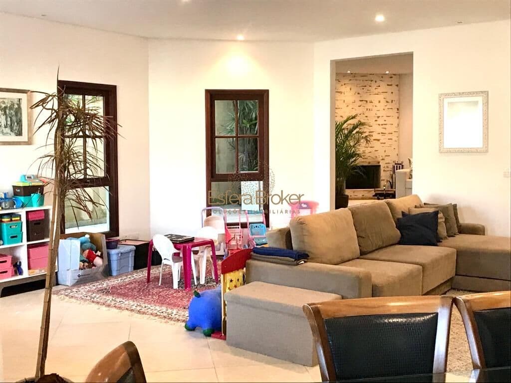 Casa disponível para venda no bairro Alphaville - Santana de Parnaíba/SP