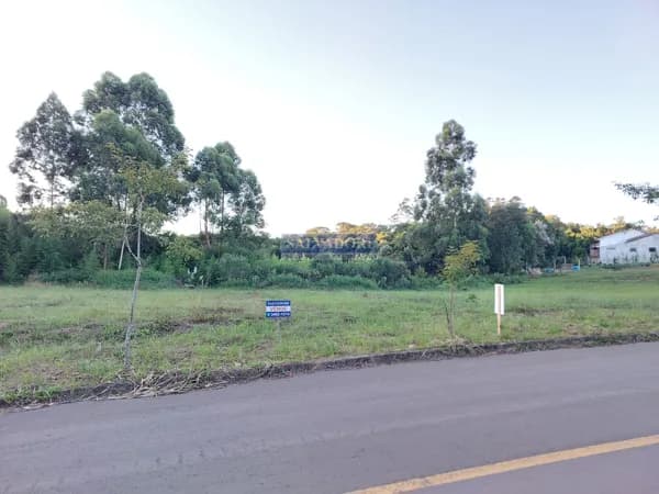 Terreno com frente ampla