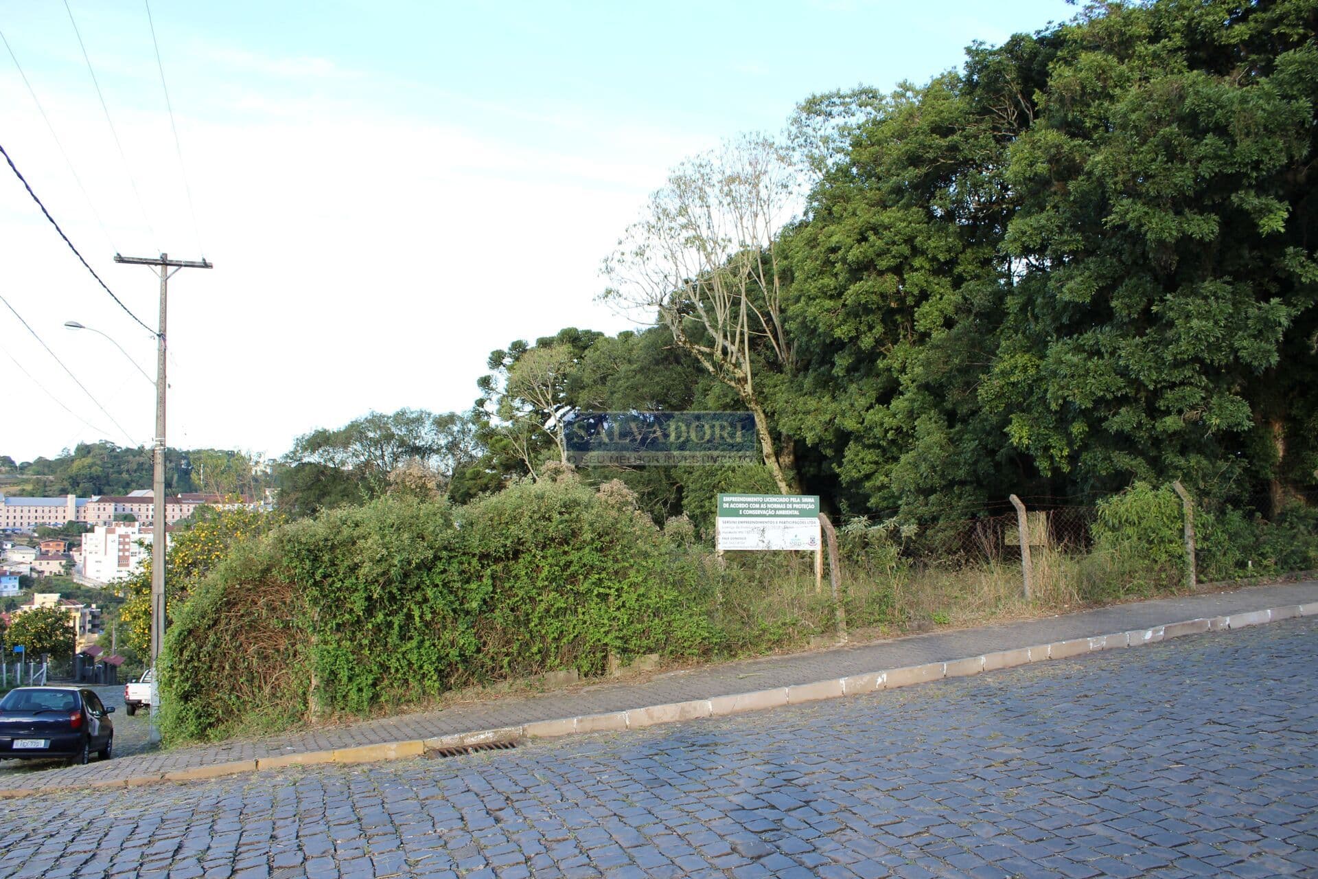 Ótimo terreno de esquina