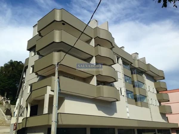 2 Dormitórios Central com elevador