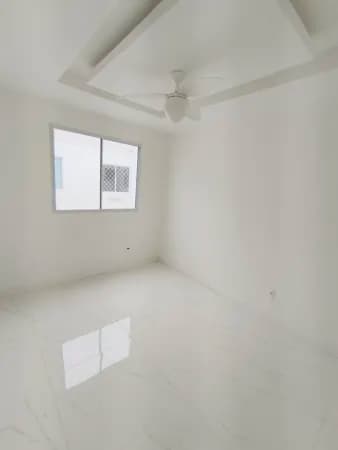 Apartamento com 2 quartos em Monjolos, São Gonçalo/RJ