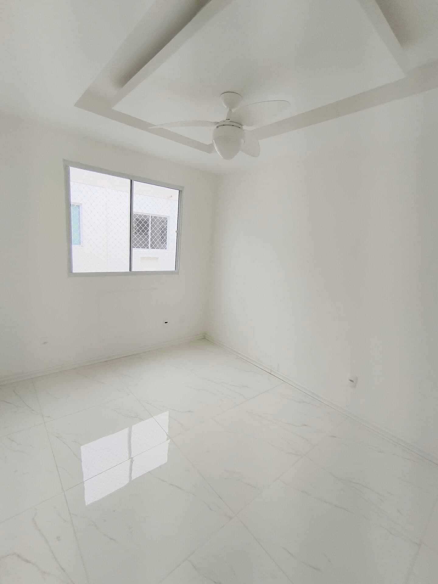 Apartamento com 2 quartos em Monjolos, São Gonçalo/RJ