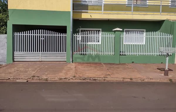 Casa em Santa Cruz do Rio Pardo - Jardim União
