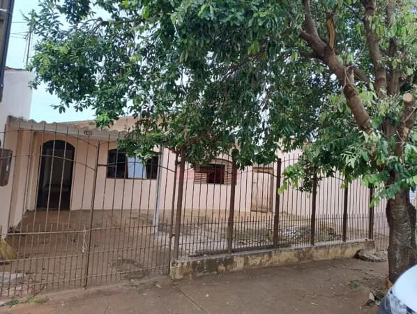 Casa em Santa Cruz do Rio Pardo - Parque Residencial Ettore Cortela