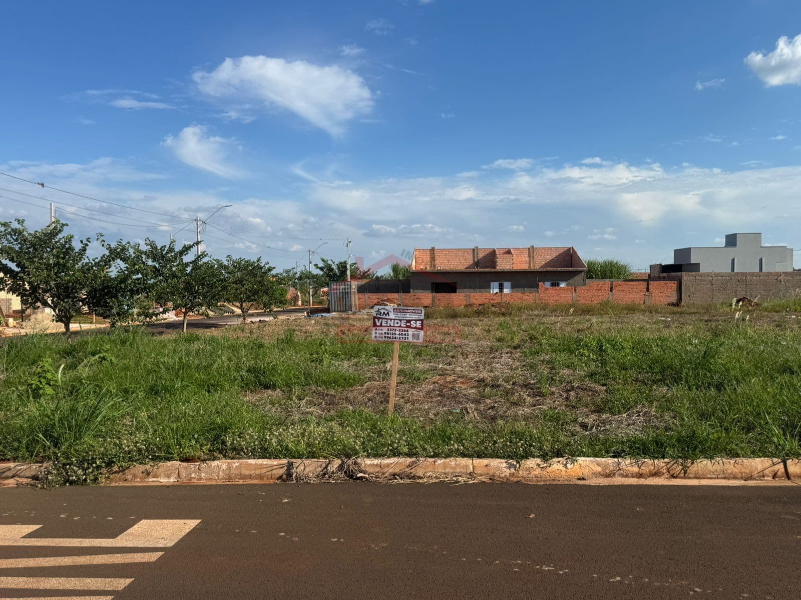 Lote/Terreno em Santa Cruz do Rio Pardo - Jardim Iara