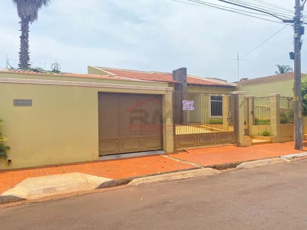 Casa em Santa Cruz do Rio Pardo - Chacara Peixe