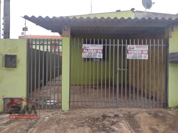 Casa à venda em Santa Cruz do Rio Pardo/SP