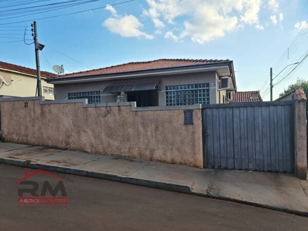 Casa à venda em Ipaussu/SP