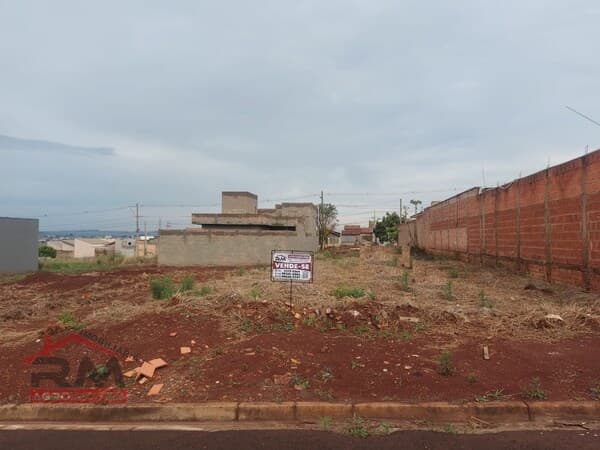Terreno à venda em Santa Cruz do Rio Pardo/SP