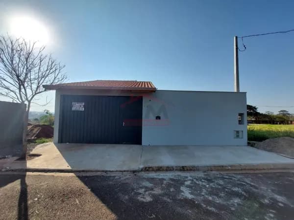 Casa em Santa Cruz do Rio Pardo - Jardim Horizonte