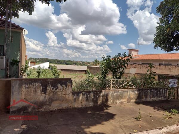 Terreno à venda em Santa Cruz do Rio Pardo/SP