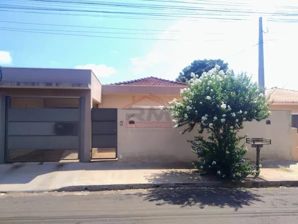 Casa em Santa Cruz do Rio Pardo - Vila Fabiano
