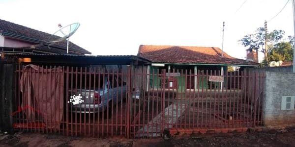 Casa à venda em Santa Cruz do Rio Pardo/SP