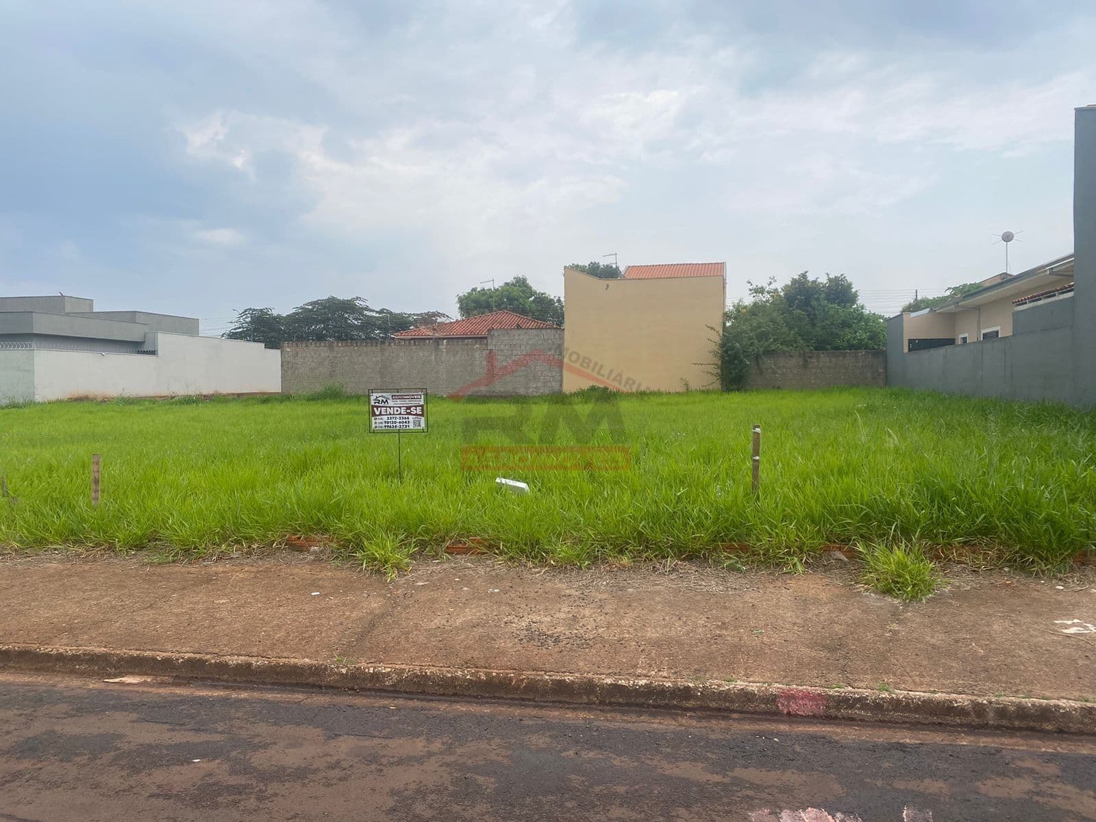 Lote/Terreno em Santa Cruz do Rio Pardo - Chacara Peixe