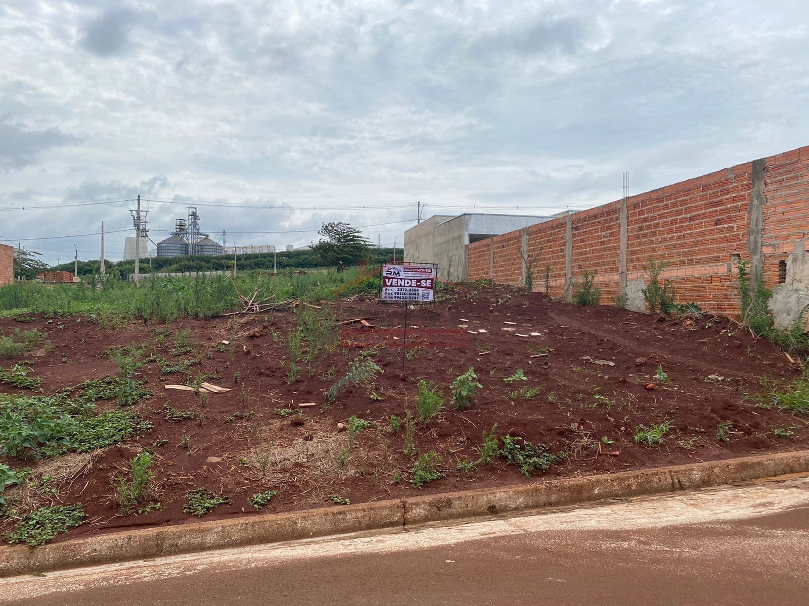 Lote/Terreno em Santa Cruz do Rio Pardo - Jardim América